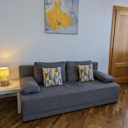 3-Bedroom Apt In Town Square Wrocław Exteriör bild