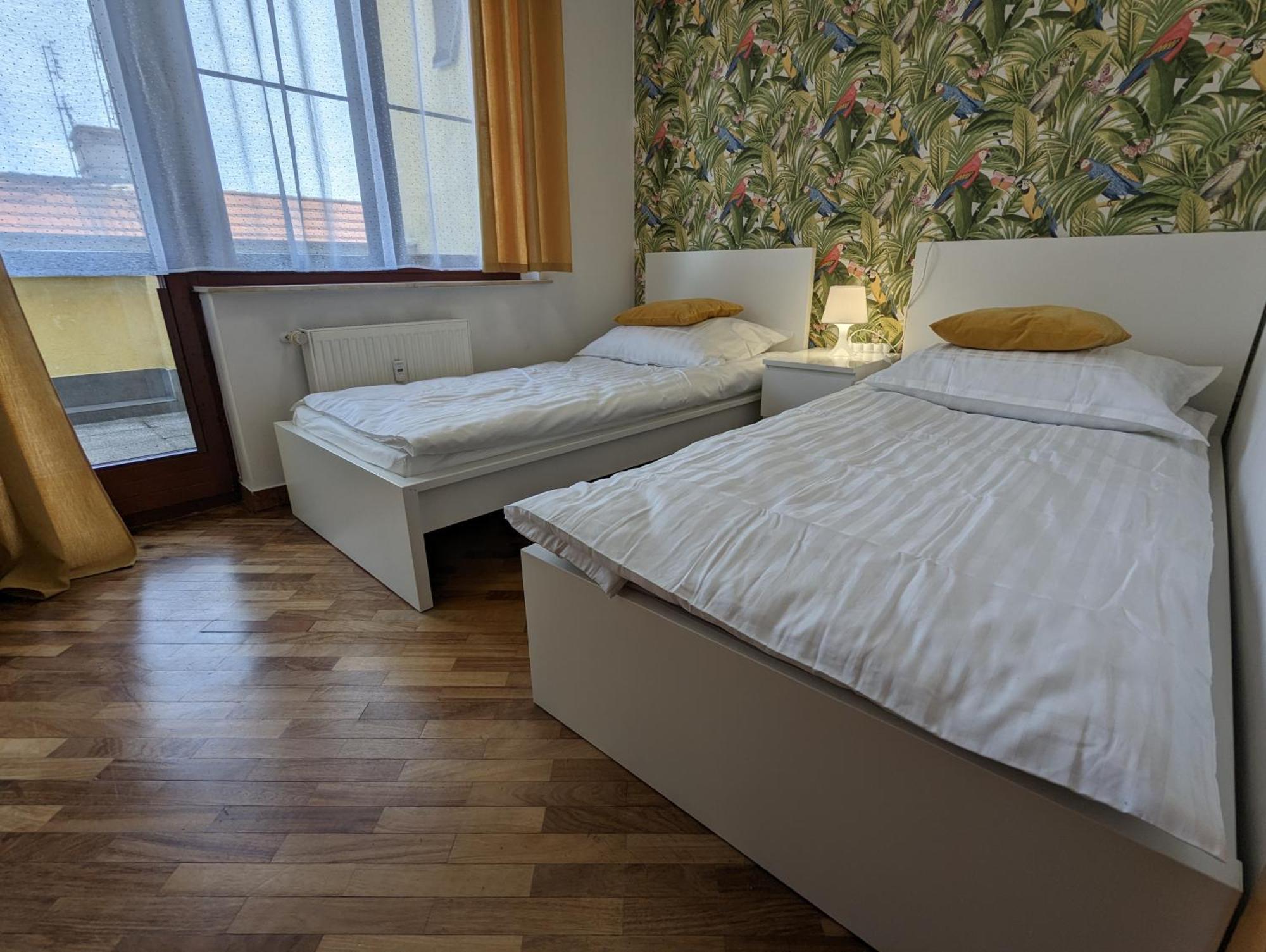 3-Bedroom Apt In Town Square Wrocław Exteriör bild